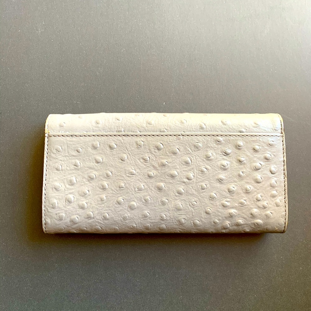 Kate Spade Wallet - Picture 2 of 8